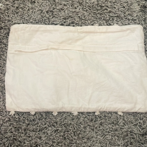 Anthropologie Woven Landen Pillow Cover Case Off White & Gold Rectangle home - Picture 9 of 10